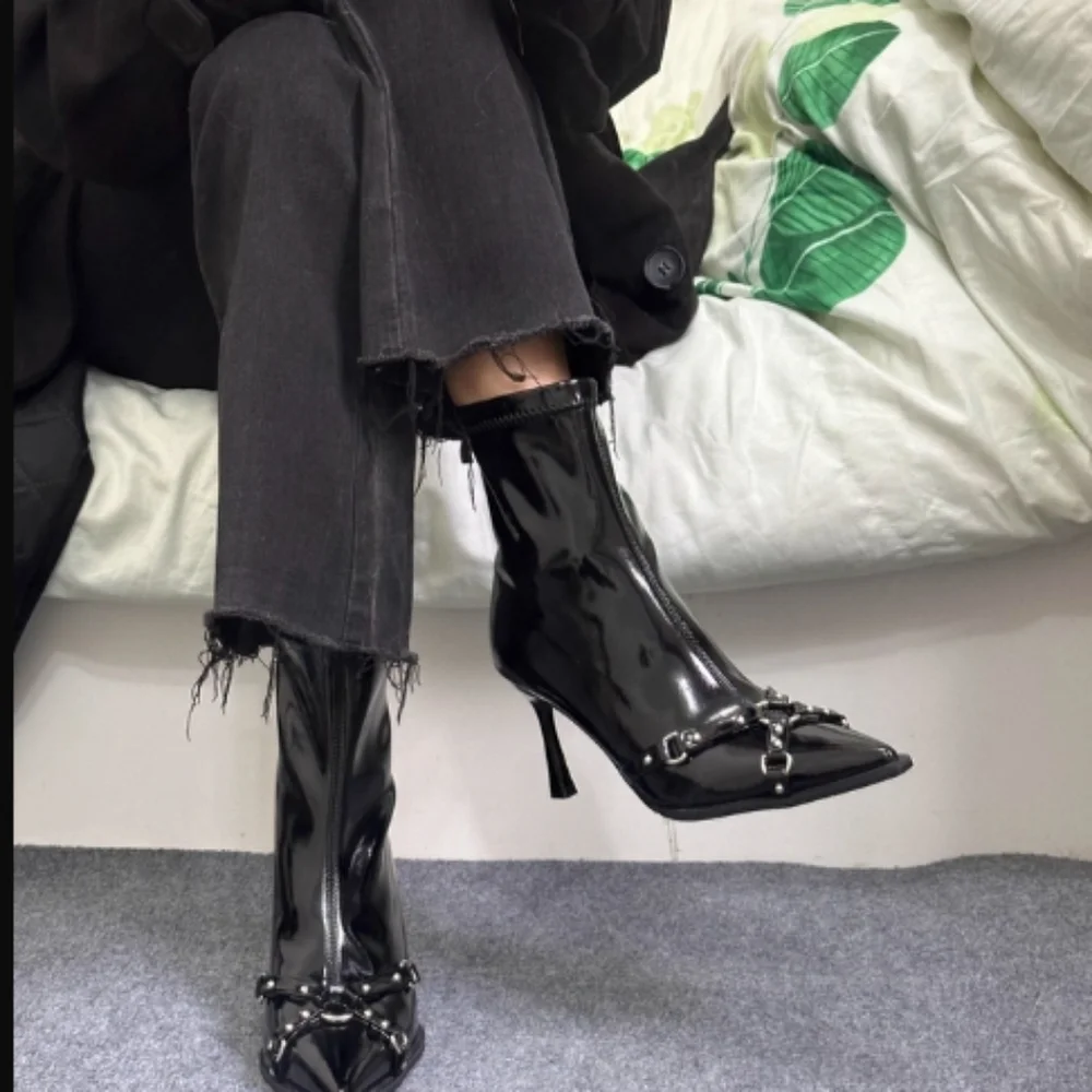 women shoes Heels - Picture 2 of 4